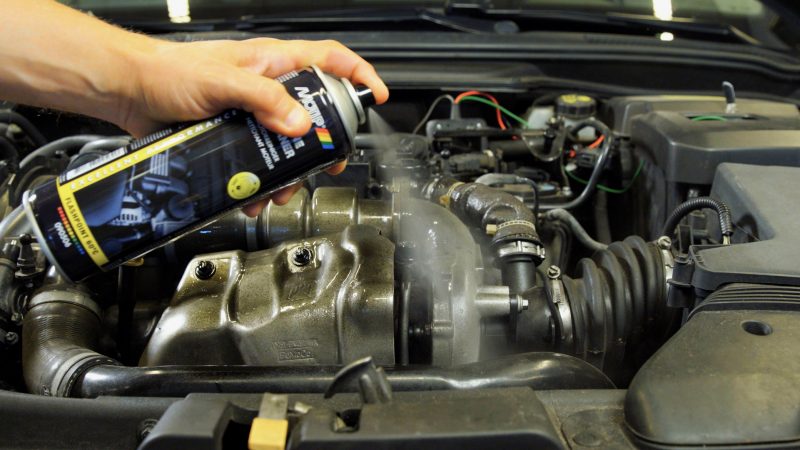 Spray Tecnici MOTIP per la pulizia del motore e dei componenti